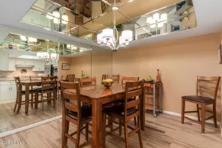 Photo #6: 6235209 Listing