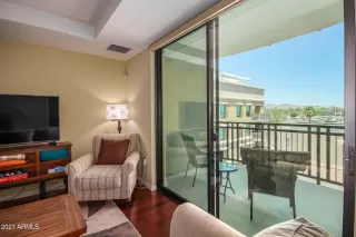 Photo #5: 6235235 Listing