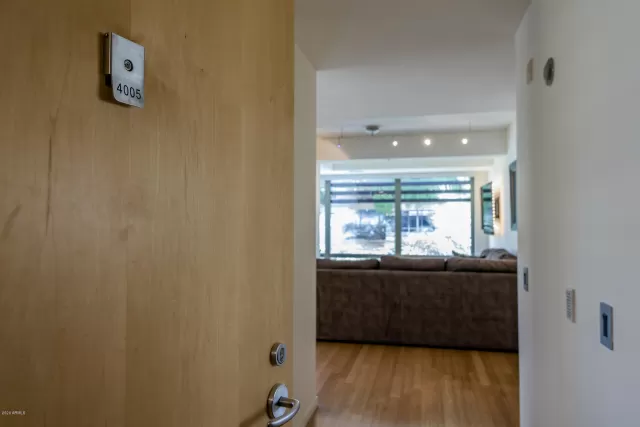 MLS: 6235327 Condo For Sale