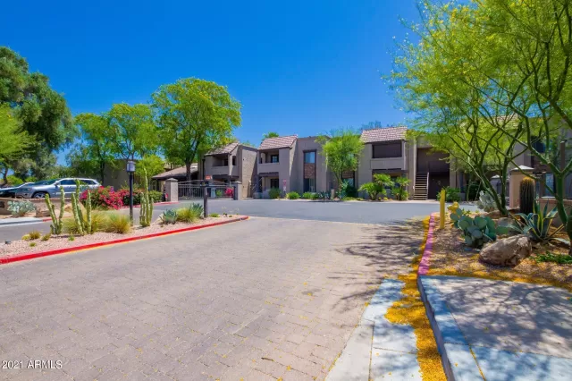 MLS: 6235464 Condo For Sale