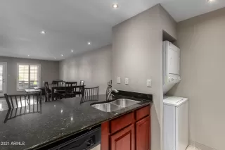 Photo #2: 6235464 Listing