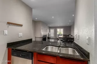 Photo #5: 6235464 Listing