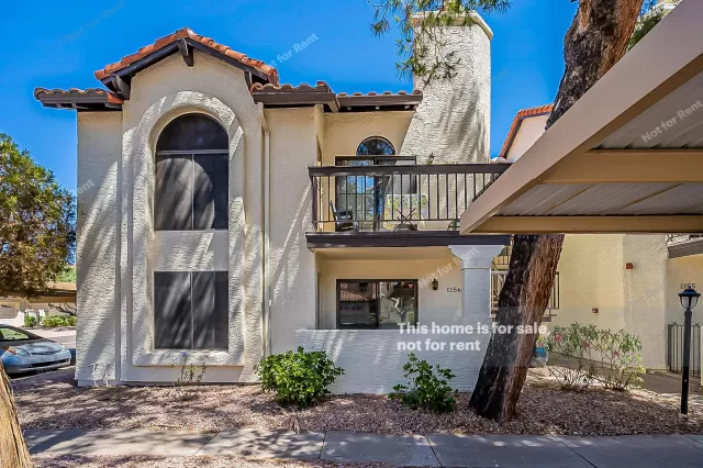MLS: 6235584 Condo For Sale