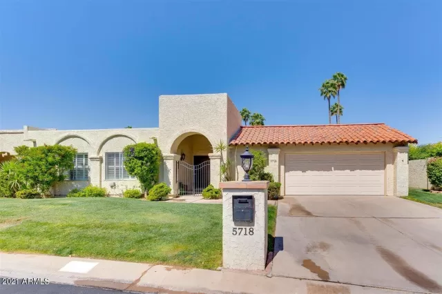 MLS: 6235605 Condo For Sale
