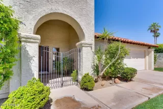 Photo #3: 6235605 Listing