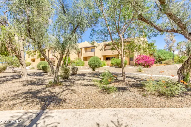 MLS: 6236120 Condo For Sale