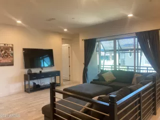 Photo #3: 6236135 Listing