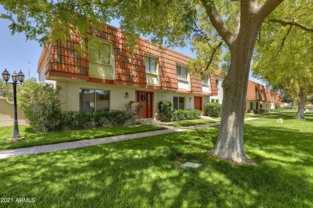MLS: 6236162 Condo For Sale