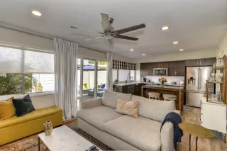 Photo #5: 6236162 Listing