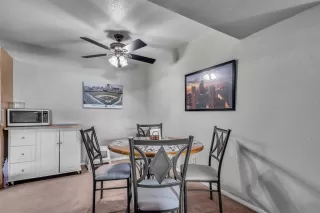 Photo #2: 6236190 Listing 