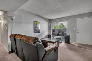 Photo #6: 6236190 Listing 