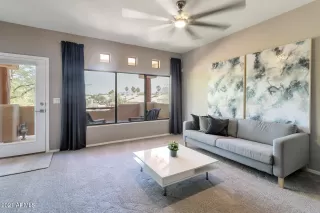 Photo #2: 6236202 Listing