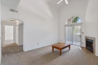 Photo #3: 6236330 Listing