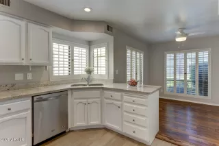 Photo #4: 6236487 Listing 