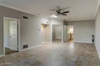 Photo #6: 6236487 Listing 