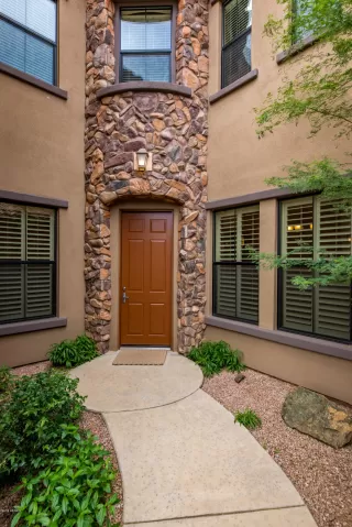 Photo #2: 6236516 Listing 