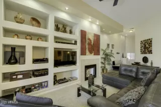 Photo #2: 6236678 Listing 