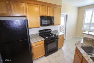 Photo #4: 6236805 Listing 