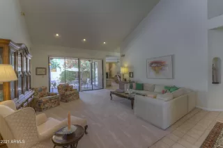 Photo #5: 6236817 Listing