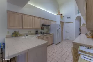 Photo #6: 6236817 Listing