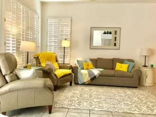 Photo #6: 6236930 Listing