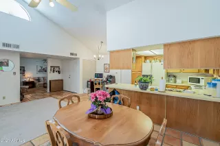 Photo #3: 6237157 Listing 