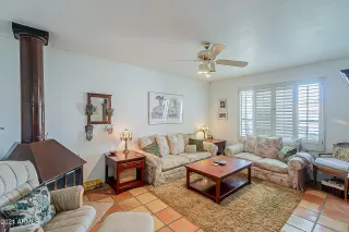 Photo #4: 6237157 Listing 