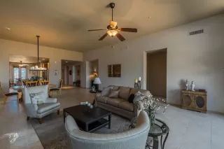 Photo #2: 6237277 Listing 