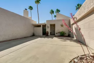 Photo #2: 6237308 Listing