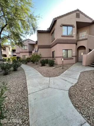 Photo #2: 6237410 Listing