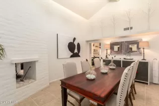 Photo #5: 6237454 Listing