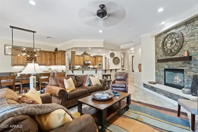 MLS: 6237564 Condo For Sale