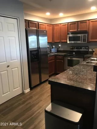 Photo #2: 6237770 Listing