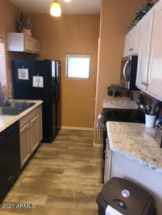 Photo #6: 6237951 Listing