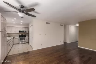 Photo #6: 6237986 Listing 