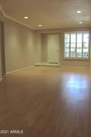 Photo #6: 6238024 Listing 