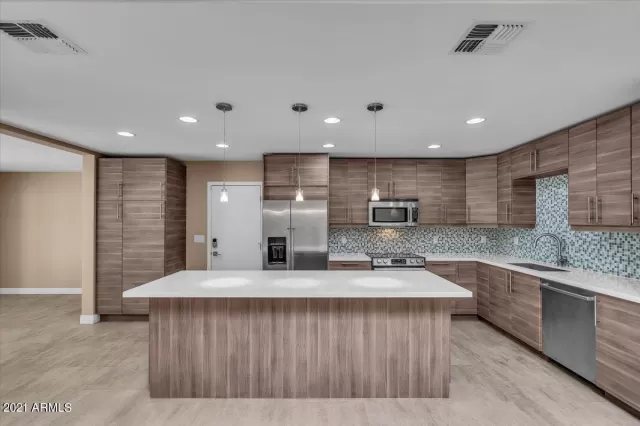 MLS: 6238210 Condo For Sale