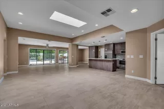 Photo #2: 6238210 Listing