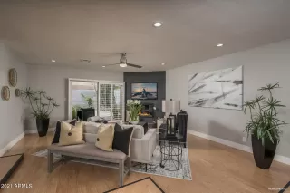 Photo #4: 6238338 Listing