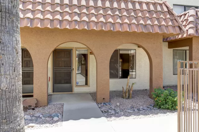 MLS: 6238483 Condo For Sale