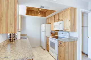 Photo #6: 6238483 Listing