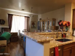 Photo #3: 6238488 Listing