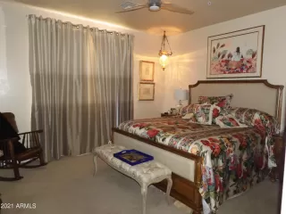 Photo #5: 6238488 Listing