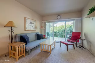 Photo #3: 6238590 Listing
