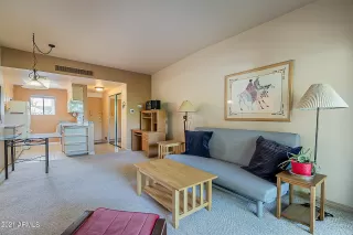 Photo #6: 6238590 Listing