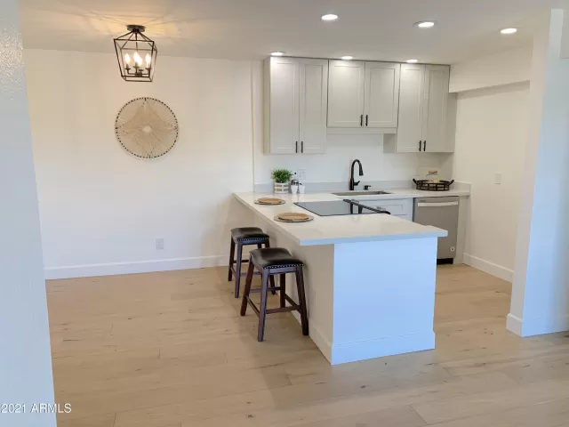 MLS: 6238613 Condo For Sale