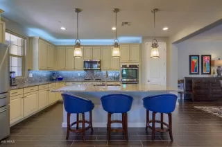 Photo #3: 6238642 Listing 