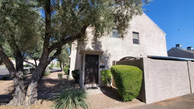 MLS: 6238744 Condo For Sale