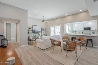 Photo #3: 6238784 Listing