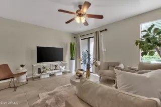 Photo #4: 6238807 Listing